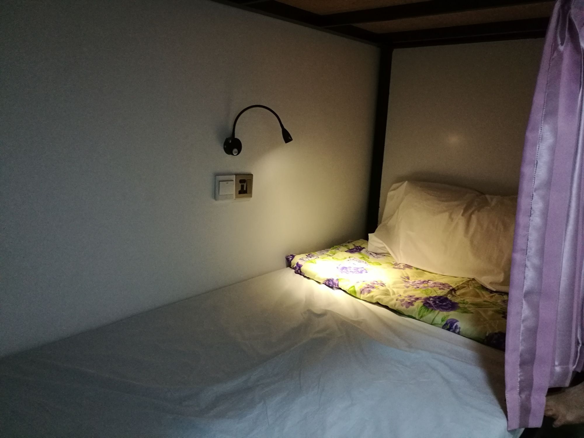 Dengba Hostel Yangon Exterior photo