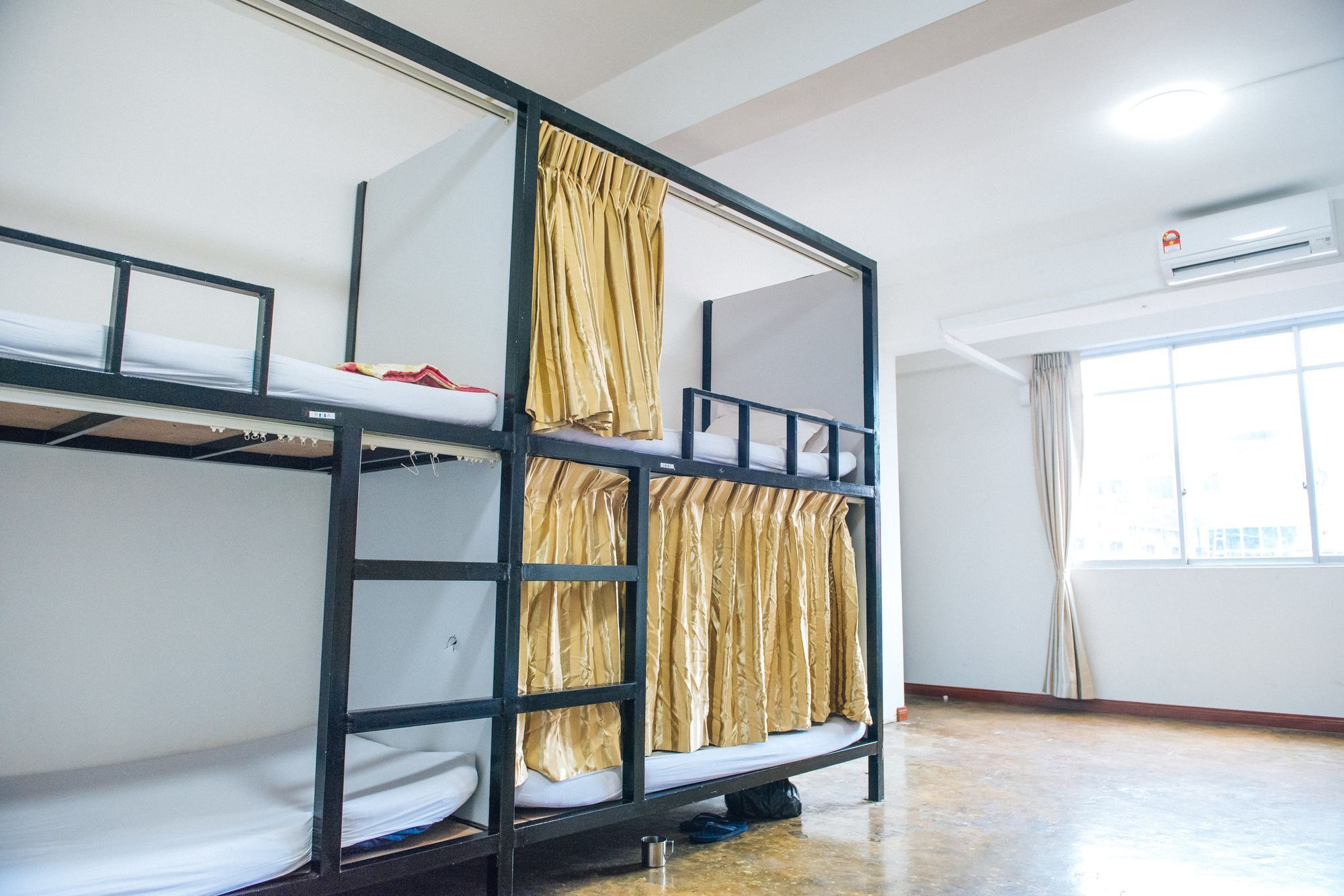 Dengba Hostel Yangon Exterior photo