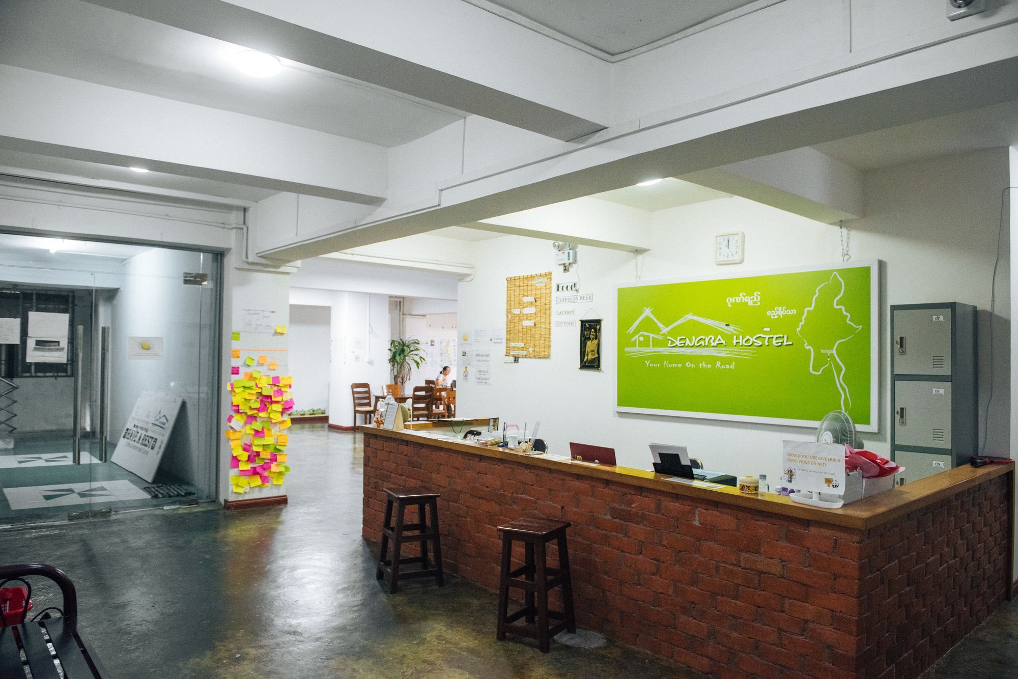 Dengba Hostel Yangon Exterior photo